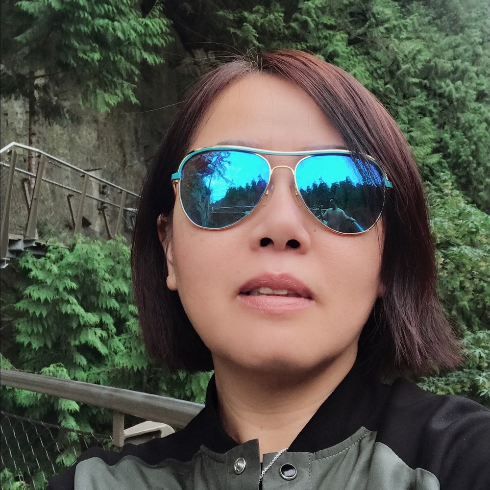 Meet your Posher, Teresa